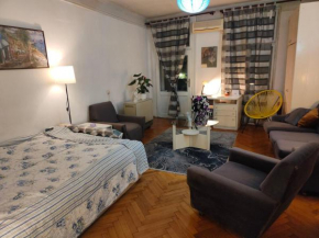 Central apartment, WALK everywhere